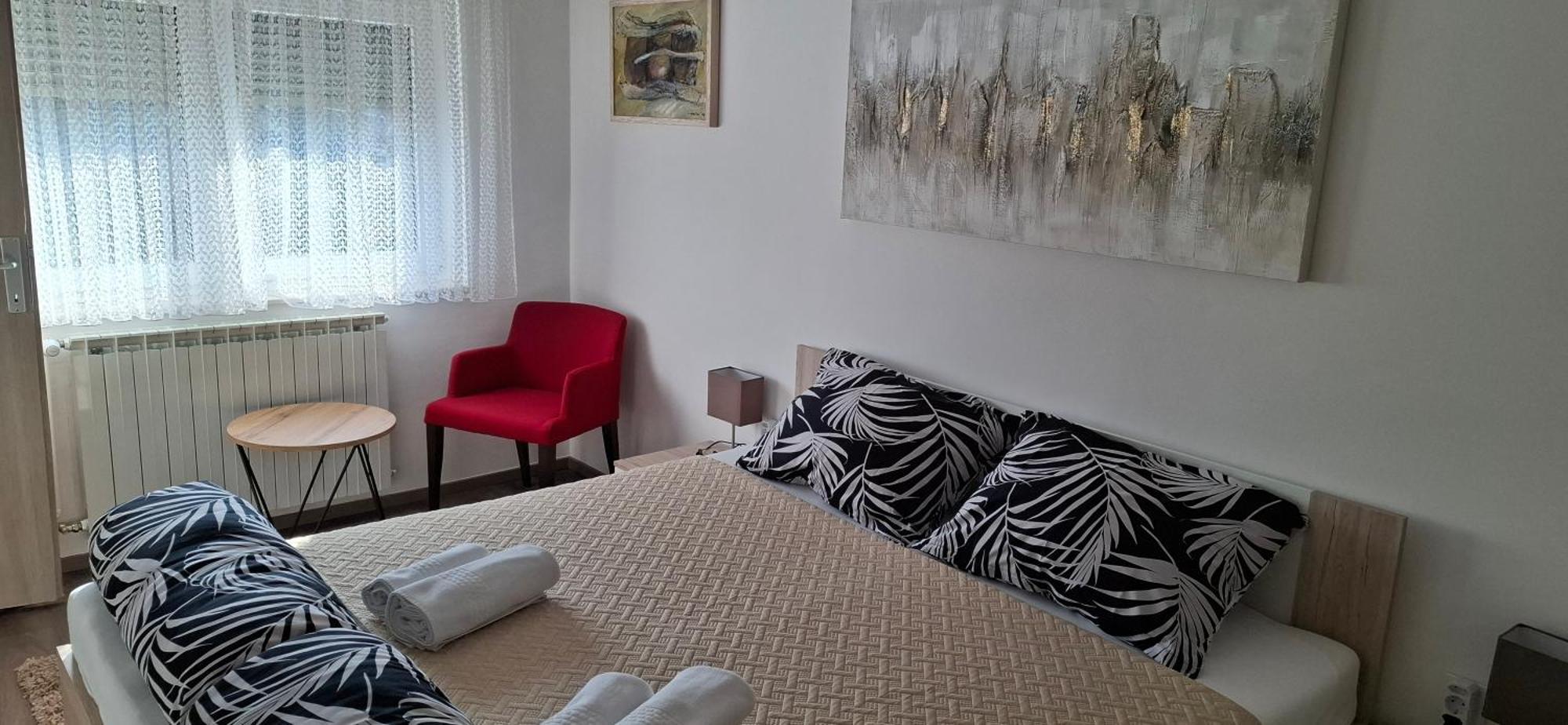 Folka Free Parking Apartmán *